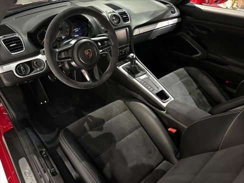 Used 2016 Porsche Cayman GT4 image 19