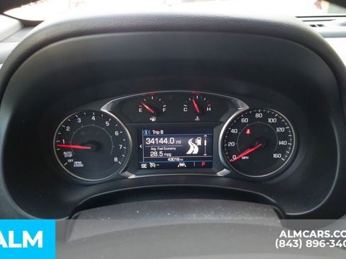 Used 2024 GMC Terrain SLE image 33