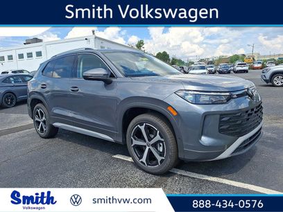 New 2025 Volkswagen Tiguan SE