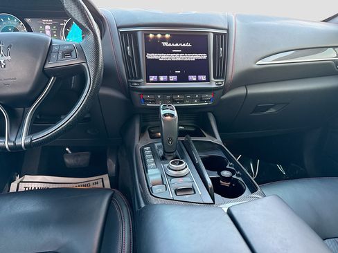 Used 2022 Maserati Levante Modena AWD/4WD image 19