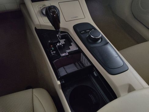 Used 2015 Lexus ES 350 w/ Premium Package image 26