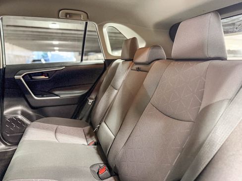 Certified 2020 Toyota RAV4 XLE w/ Carpet Mat Package AWD/4WD image 19