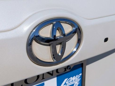 Used 2018 Toyota Highlander XLE image 26