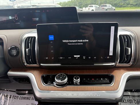 New 2027 Ford Expedition King Ranch AWD/4WD image 28