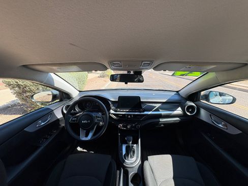 Used 2024 Kia Forte LXS FWD image 13