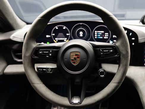 Used 2023 Porsche Taycan GTS image 70