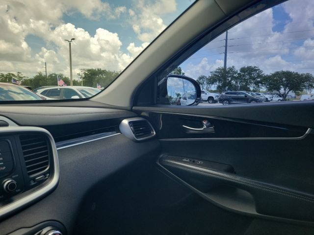 Used 2017 Kia Sorento FWD image 24