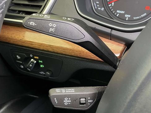 Certified 2023 Audi Q5 2.0T Premium image 40