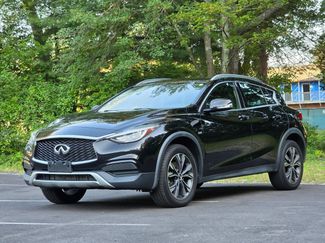 Used 2018 INFINITI QX30 Premium w/ Cargo Package image 1