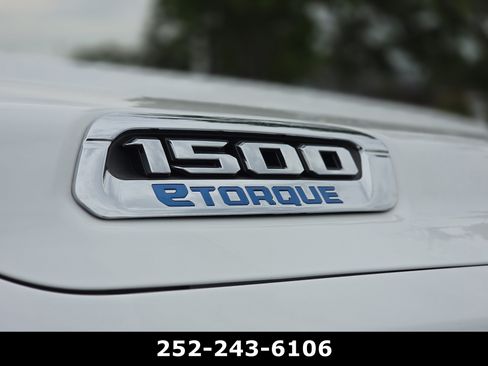 Used 2025 RAM 1500 Big Horn AWD/4WD image 40