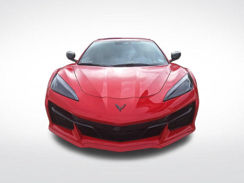 Used 2025 Chevrolet Corvette Z06 RWD image 7