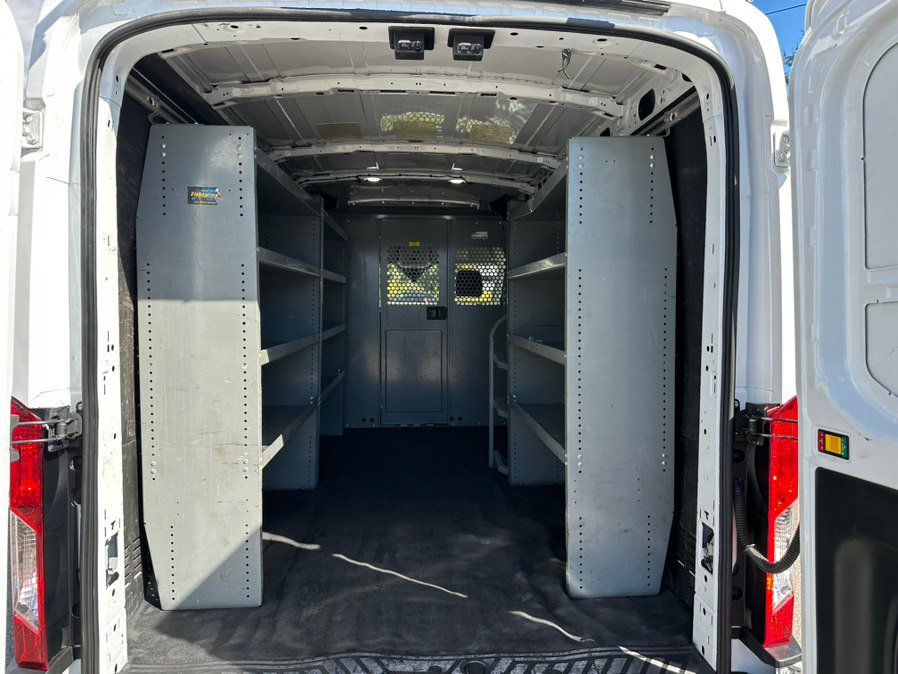 Used 2023 Ford Transit 250 Medium Roof w/ Load Area Protection Package RWD image 28