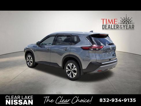 Used 2021 Nissan Rogue SV w/ Premium Package FWD image 5