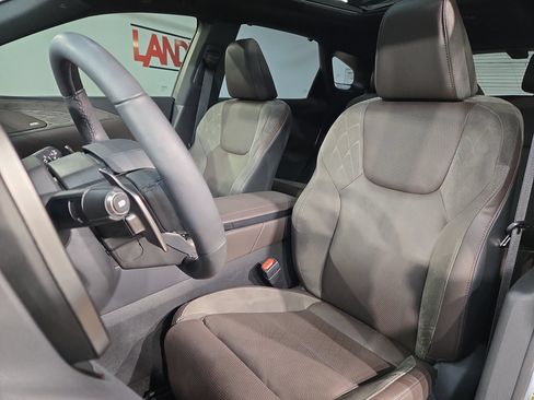 Used 2025 Lexus RX 350 w/ Convenience Package AWD/4WD image 24