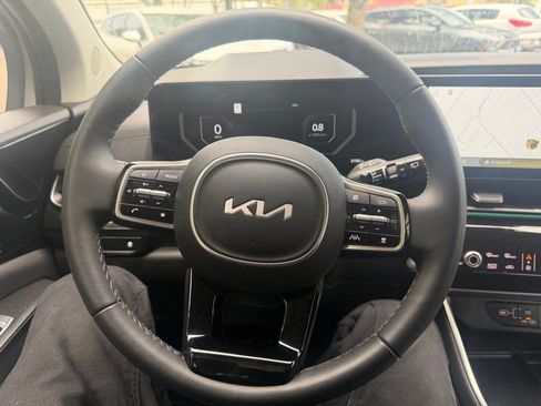 Used 2026 Kia Carnival SX Prestige FWD image 21