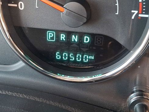 Used 2017 Jeep Wrangler Unlimited Sahara image 15