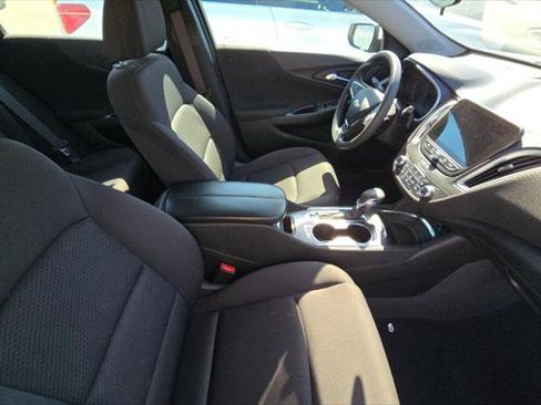 Used 2023 Chevrolet Malibu LT image 17