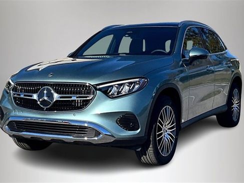 New 2026 Mercedes-Benz GLC 300 image 2