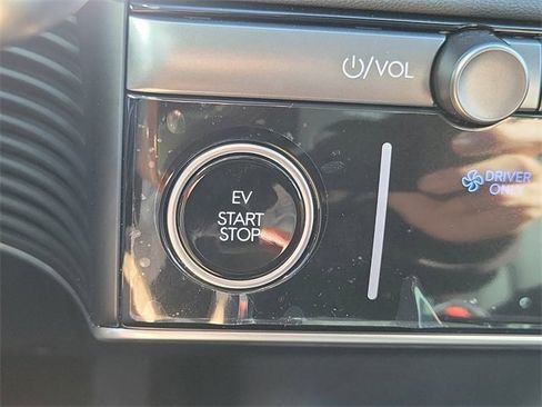 New 2026 Hyundai Ioniq 5 SEL image 9