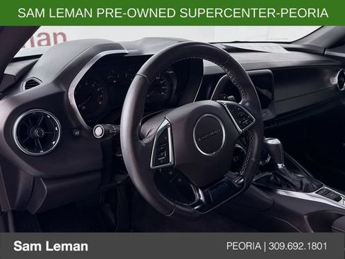 Used 2023 Chevrolet Camaro LT w/ Design Package 1 RWD image 9