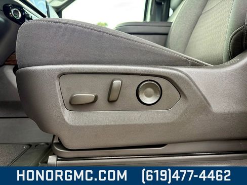 Used 2025 GMC Sierra 1500 Elevation w/ Preferred Package image 14