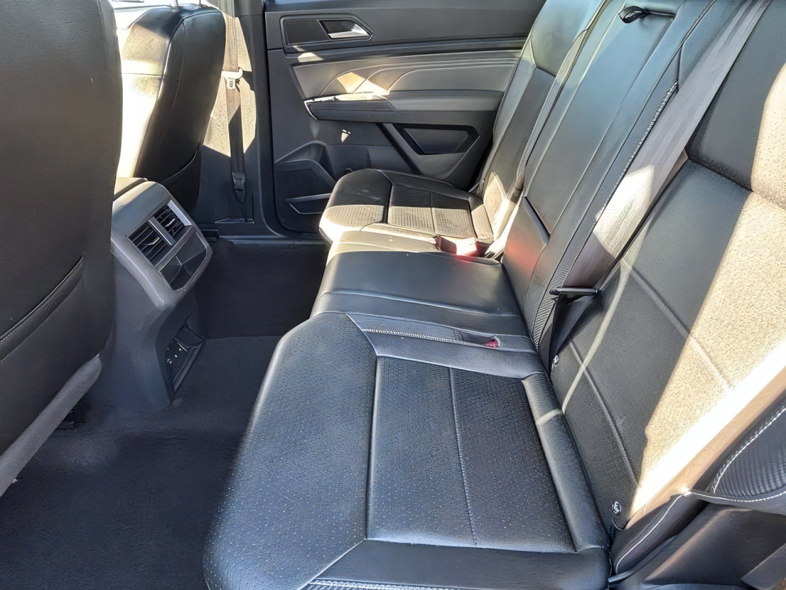 Used 2021 Volkswagen Atlas Cross Sport SE w/ Panoramic Sunroof Package AWD/4WD image 29