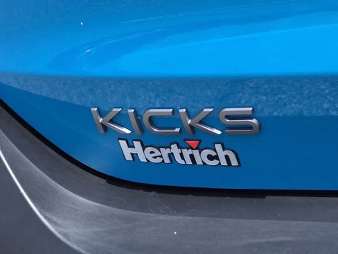 Used 2025 Nissan Kicks SR AWD/4WD image 21