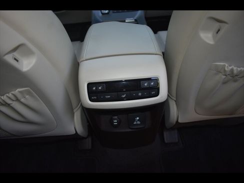 Used 2020 Hyundai Palisade Limited AWD/4WD image 34
