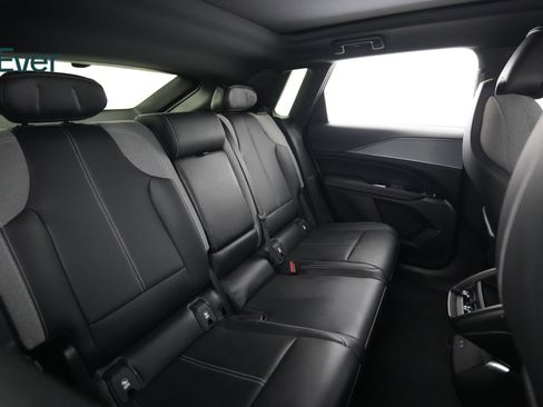 Used 2024 Cadillac Lyriq Tech w/ LPO, Floor Liner Package RWD image 5