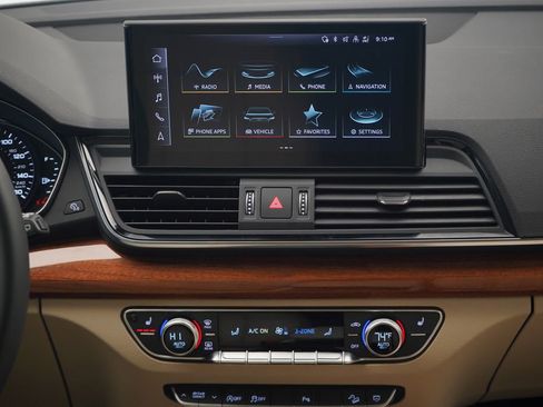 Used 2023 Audi Q5 2.0T Premium w/ Convenience Package image 11