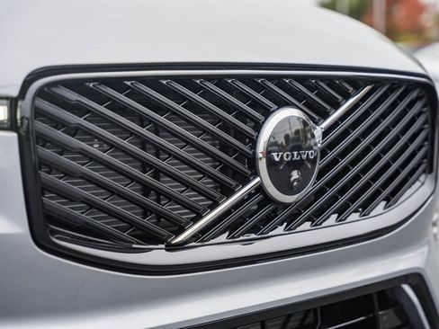 New 2026 Volvo XC60 B5 Plus w/ Protection Package Premier image 11
