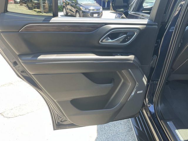 Used 2021 Chevrolet Tahoe LT w/ LT Signature Package AWD/4WD image 20