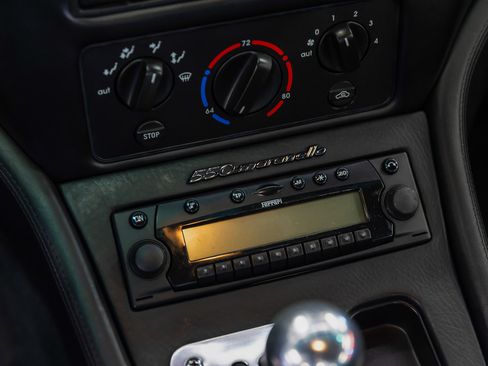 Used 2000 Ferrari 550 Maranello Coupe RWD image 37