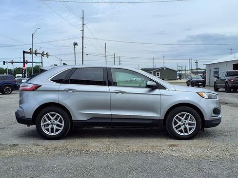 Used 2024 Ford Edge SEL AWD/4WD image 2