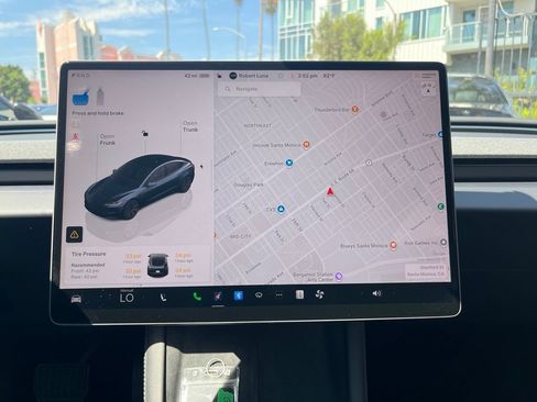 Used 2025 Tesla Model 3 RWD image 14