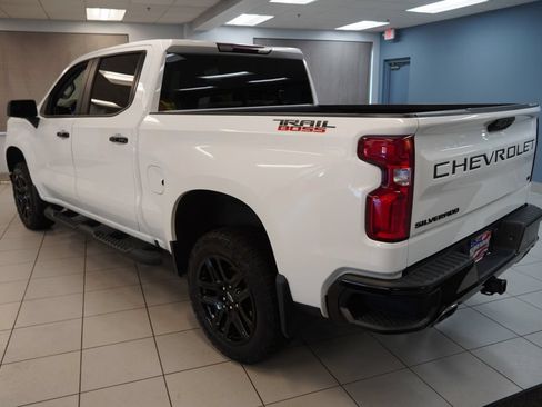 Used 2023 Chevrolet Silverado 1500 LT Trail Boss w/ Protection Package AWD/4WD image 9