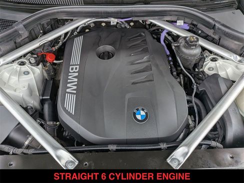 Certified 2025 BMW X5 xDrive40i w/ Premium Package image 11