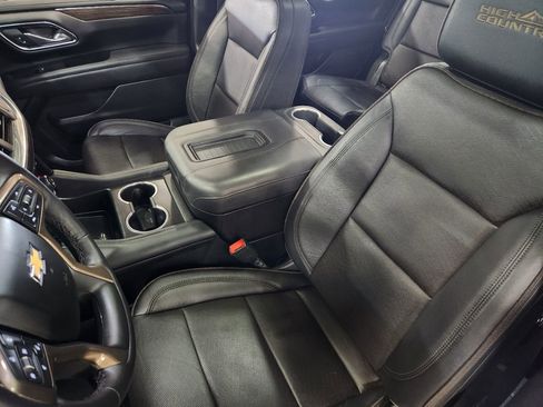 Used 2024 Chevrolet Tahoe High Country w/ Advanced Technology Package AWD/4WD image 24