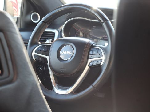 Used 2019 Jeep Grand Cherokee Summit AWD/4WD image 15
