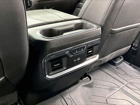 Used 2024 Chevrolet Silverado 1500 High Country w/ High Country Premium Package AWD/4WD image 33