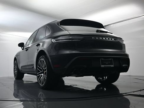 Certified 2026 Porsche Macan AWD/4WD image 49