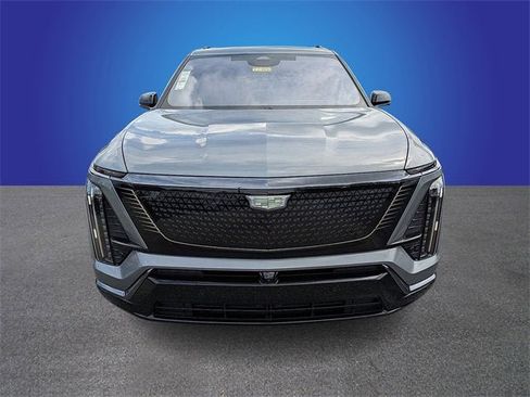 New 2026 Cadillac Vistiq Sport w/ LPO, Floor Liner Package image 8