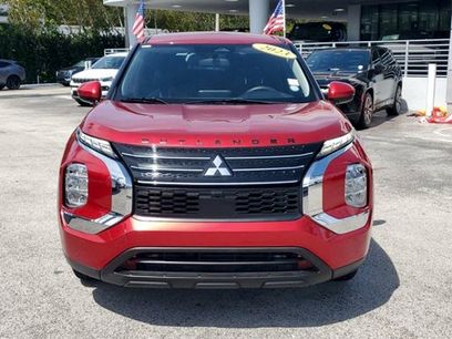 Used 2023 Mitsubishi Outlander ES