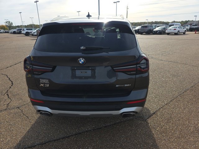 Used 2024 BMW X3 sDrive30i w/ Convenience Package RWD image 7