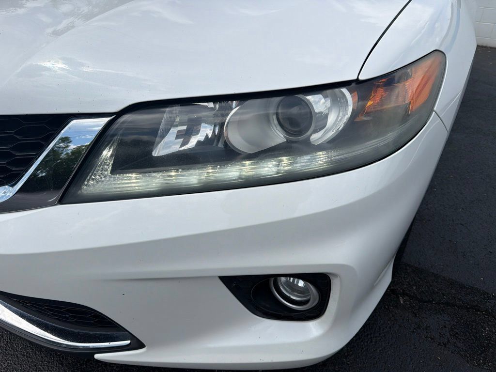 Used 2015 Honda Accord EX-L image 9
