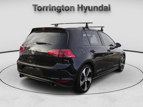 Used 2017 Volkswagen Golf 4-Door image 7