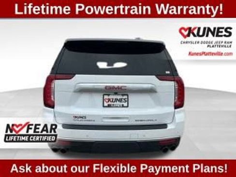 Used 2023 GMC Yukon XL Denali image 11
