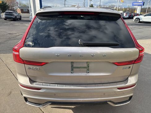 Certified 2024 Volvo XC60 B5 Plus w/ Protection Package Premier image 7