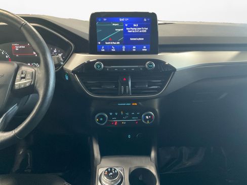 Used 2020 Ford Escape SEL image 11