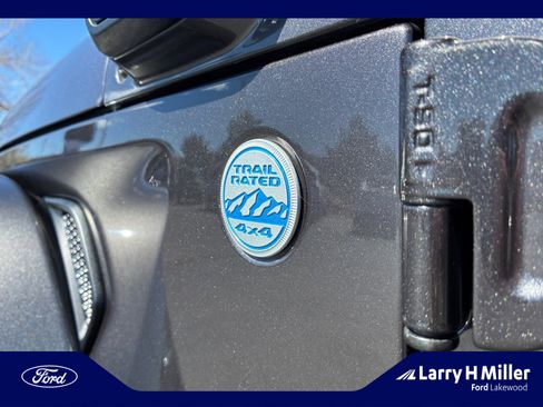 Used 2021 Jeep Wrangler Unlimited Sahara image 23